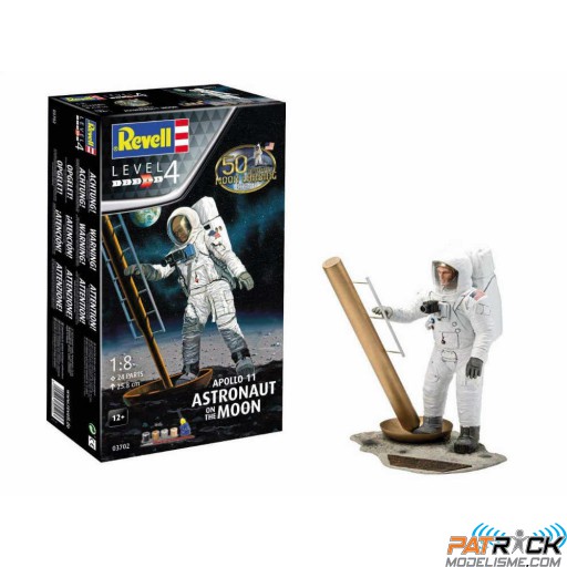 1/8e Revell Apollo 11 Astronaute sur la lune + accessoires