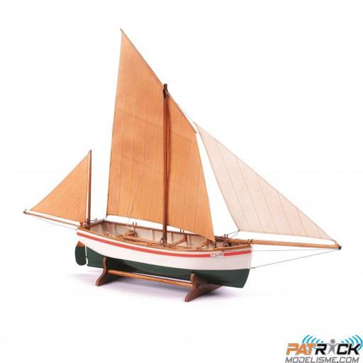 1/30e Billing Boats Le Bayard 906