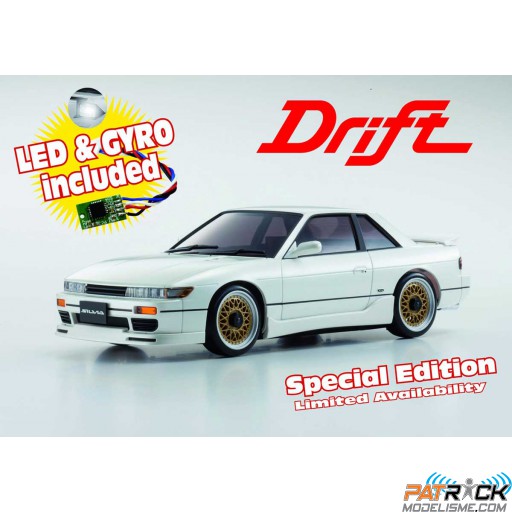 Kyosho Mini-Z Sports AWD DRIFT MA020S Nissan Silvia Blanche Gyro 1/24e RTR