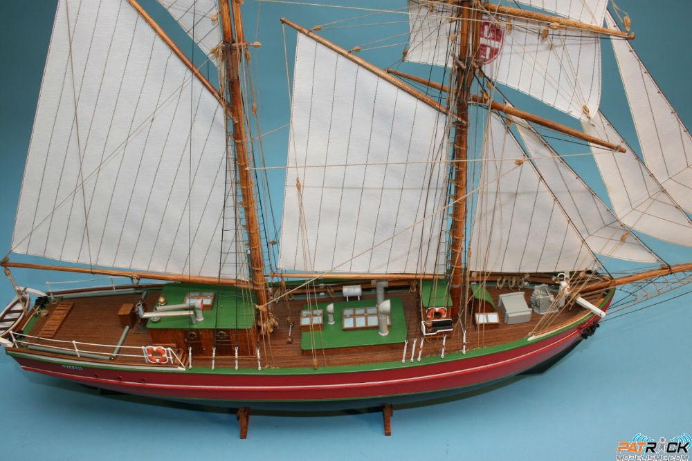 1/50e Billing Boats Lilla Dan 578