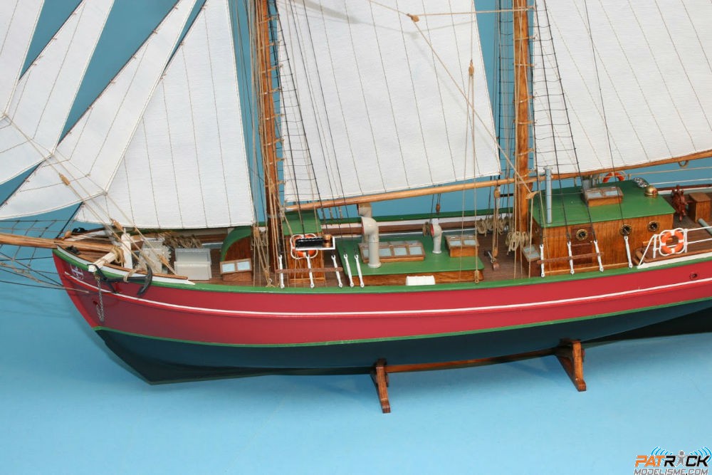 1/50e Billing Boats Lilla Dan 578