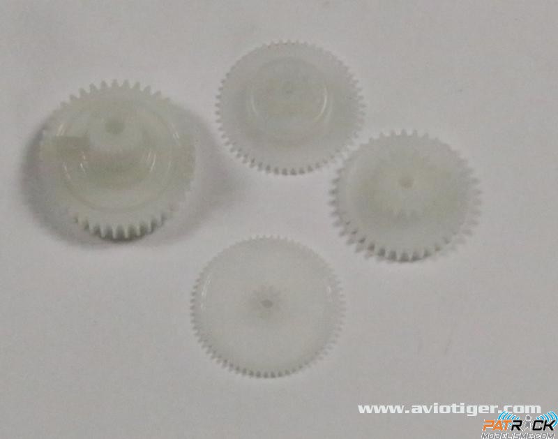 Pignons servo Futaba (set) S148/S3001/S3151/S9001