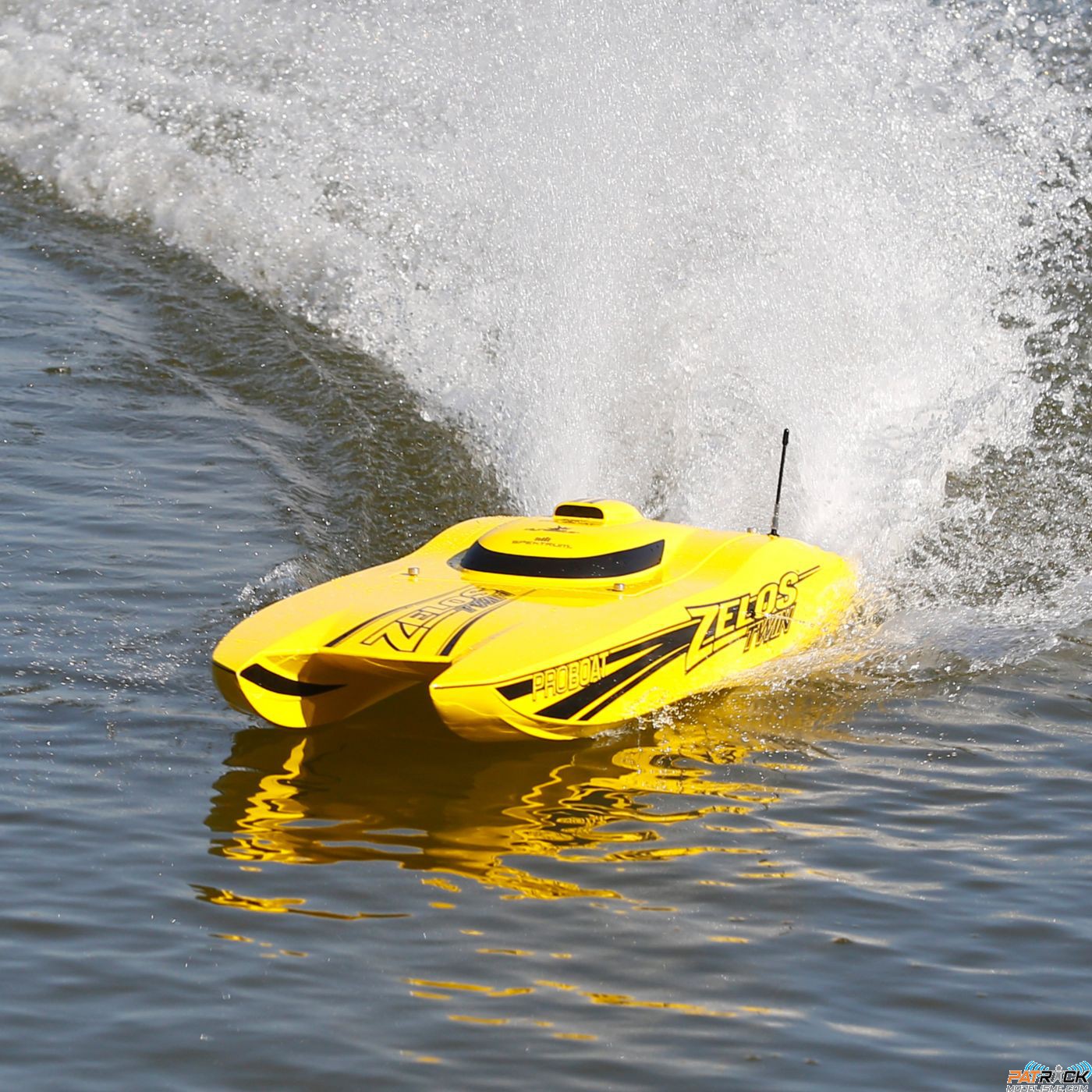 Bateau Proboat Zelos 36 Twin BL Catamaran RTR