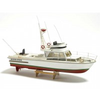 1/15e Billing boats White Star 570 RC SUR-COMMANDE