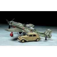 1/48e Tamiya Focke-Wulf Fw190D-9 JV44 + Citroen Traction 11Cv Car