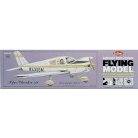 1/19e Guillow's Piper Cherokee 140 Kit 431mm