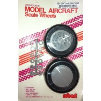 Roue avion 2,1/4'' diamond tread, jante nylon (paire)
