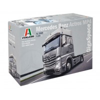 1/24e Italeri Mercedes Benz Actros MP4 Gigaspace