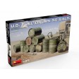 1/35e MiniArt Fûts de carburants des USA