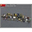 1/35e MiniArt Bidons de carburant et huile 1930/1940