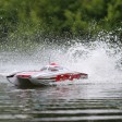 Proboat BLACKJACK 42" 8S Brushless Catamaran Blanc/Rouge - Prêt à naviguer SUR-COMMANDE